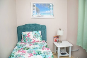 2 bedrooms - Paradis Des Palmiers 4 Gorgeous 2-bedroom Flat (Potters Village)