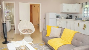 Apartment, 2 Bedrooms, Patio, Garden View | Living room - Paradis des Palmiers 3 Gorgeous 2-bedroom Flat (Potters Village)