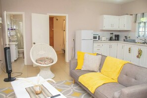 Apartment, 2 Bedrooms, Patio, Garden View | Living room - Paradis des Palmiers 3 Gorgeous 2-bedroom Flat (Potters Village)