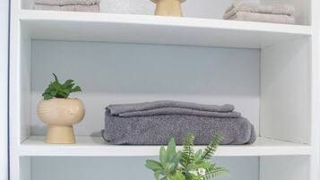 Appartement, 2 chambres, patio | Intérieur