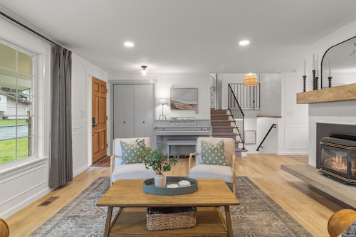 Cozy 4-bedroom house in downtown Sumner on a quiet street