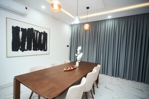 Luxury Room, Pool View | Meeting facility - Villa Hills Hotel  (Senya Beraku)