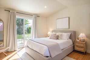 4 habitaciones, tabla de planchar con plancha y cuna de viaje