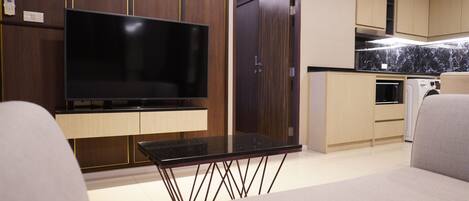 Apartment, 2 Bedrooms, Accessible, Smoking | Room amenity