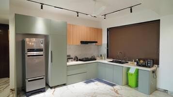 Apartment (2 Bedrooms) | Bahagian dalam