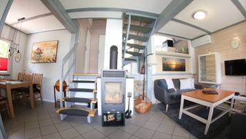 Fernseher, Kamin, DVD-Player, Stereoanlage