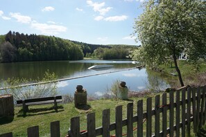 Property grounds - Holiday Home 109 – Seepark Kirchheim with Private Terrace, Wi-Fi, and Air Conditioning (Kirchheim)