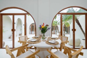 Dining - Villa Athenis (Canggu)