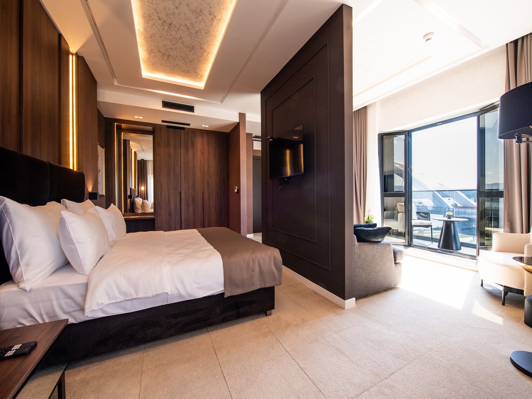 Junior Studio Suite, River View | Living area | LED TV