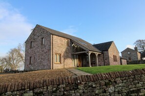 Exterior - Mindrum, Skelton - a cottage that sleeps 6 guests in 3 bedrooms (Skelton)