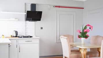 Căn hộ dành cho gia đình, dịch vụ dọn phòng | Khu ăn uống