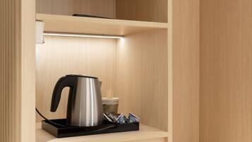 Superior Double Room, City View | Room amenity