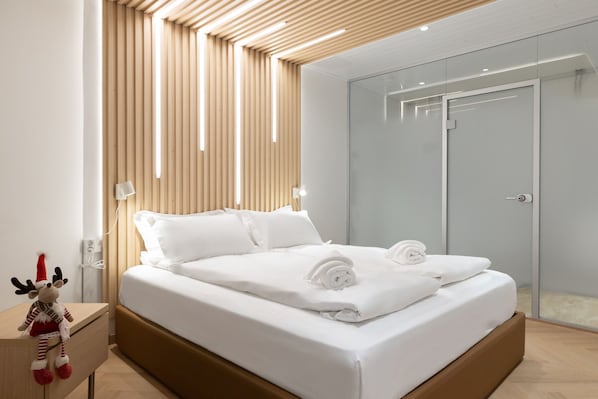 Chambre Double Supérieure, vue ville | Bureau, Wi-Fi gratuit