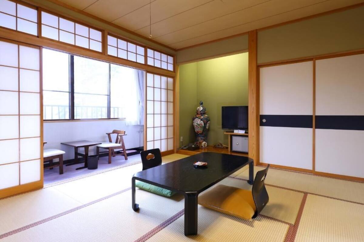 In-room safe, desk, free WiFi, bed sheets