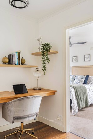 Interior - 3bd 2 bthToorak Village luxurious Apartment, Relax (Toorak)