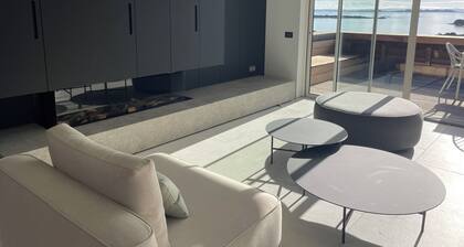 Version Azur - Design apartment near the sea