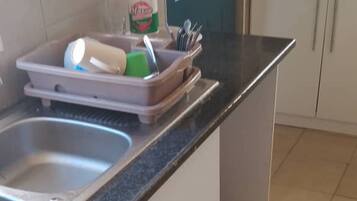 Fridge, cookware/dishes/utensils