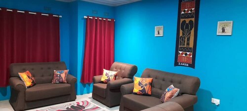 Theo's Self  Catering  holiday home, Meanwood