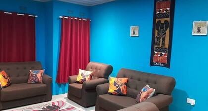 Theo's Self Catering holiday home, Meanwood