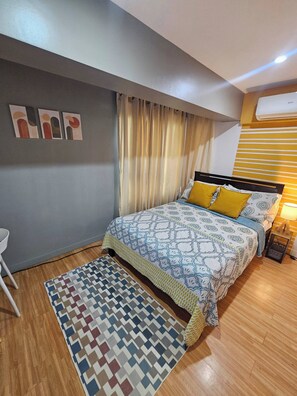 2 habitaciones, tabla de planchar con plancha y internet 