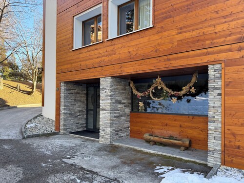 Cozy one bedroom apartment 5 min from the lift (1-4 people)