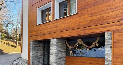 Cozy one bedroom apartment 5 min from the lift (1-4 people)