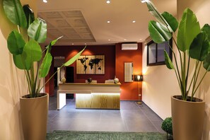 Lobby - Noah Gate Hotel & Suites (Napoli)