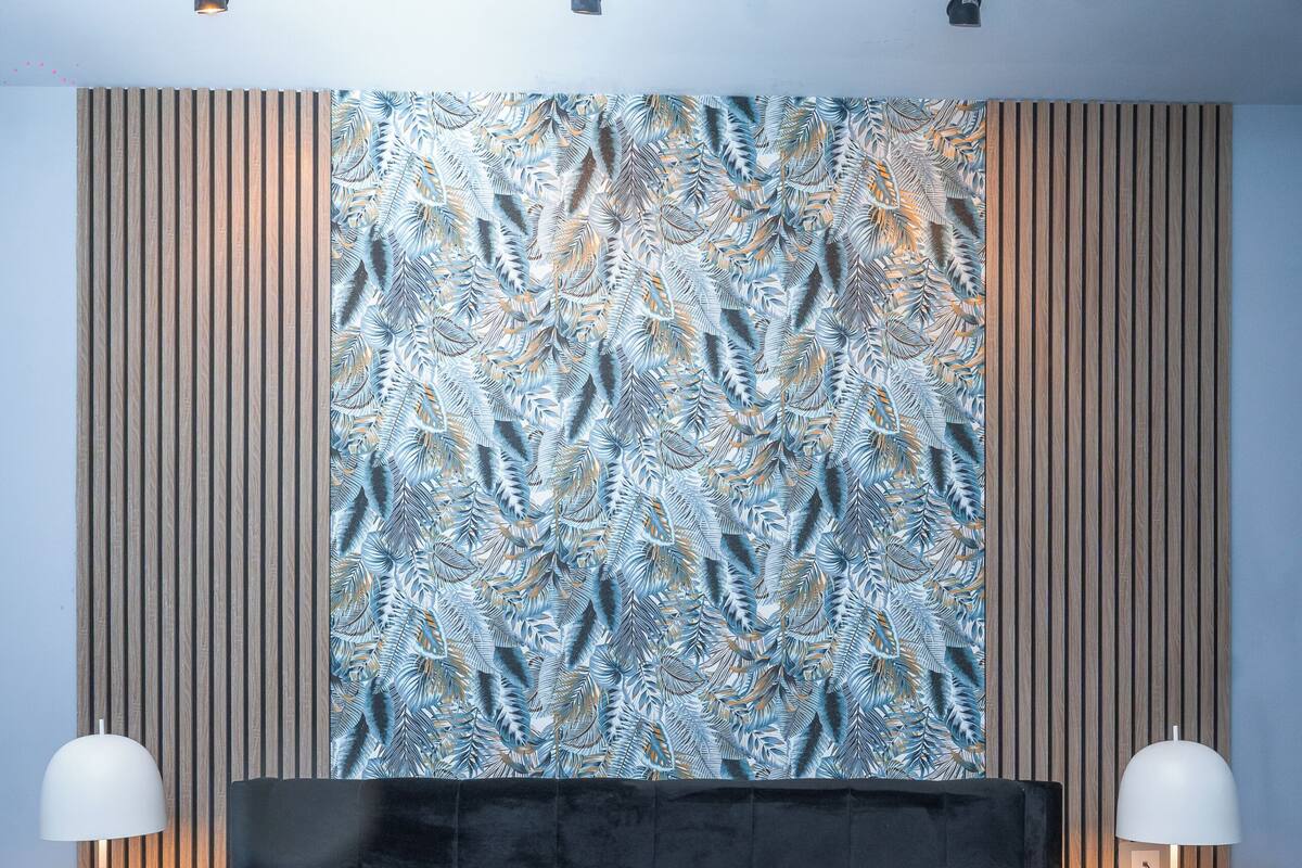 Standard Room | In-room safe, desk, laptop workspace, soundproofing