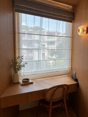 Room - Asaya Kata (Karon)