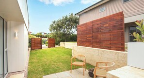 Terrace/patio - Brand new stunning coastal escape 5 minutes from gnarabup beach (Gnarabup)