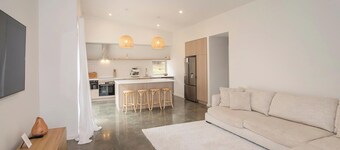 Brand new stunning coastal escape 5 minutes from gnarabup beach