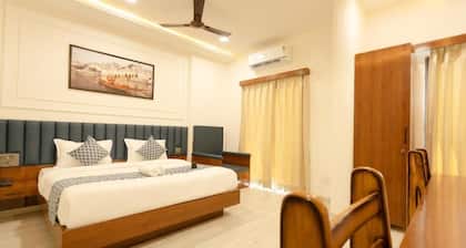 Alpine Stays By Oran Hotels