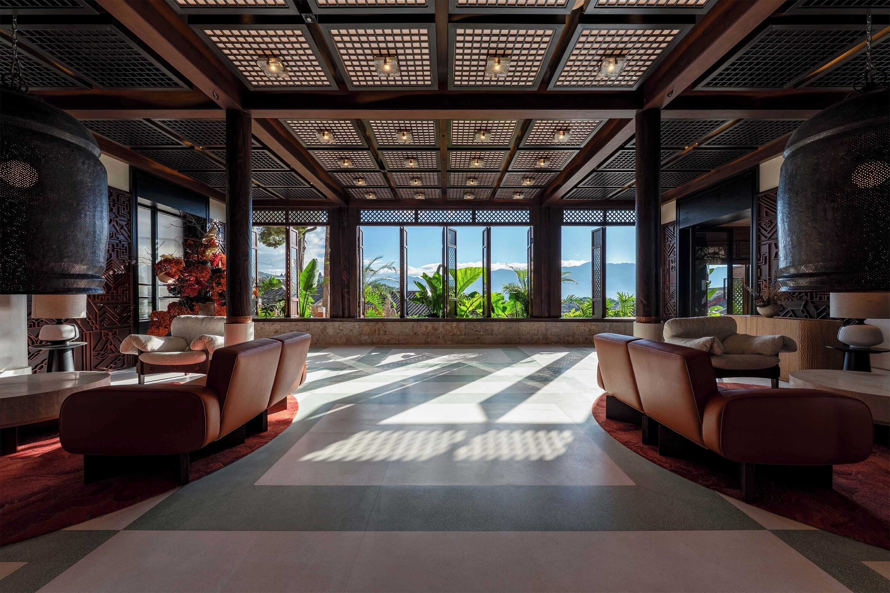 ฝ่ายต้อนรับ