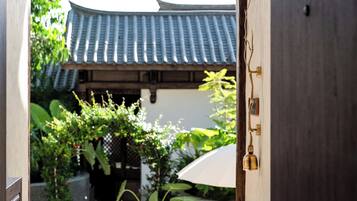 Romantic Twin Room, Garden View | View from room