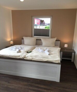 2 bedrooms, free WiFi - Holiday home with 2 bedrooms (Kellenhusen)