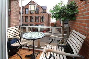 Outdoor dining - Sandwall 2, Whg. 7 - Apartment at Sandwall for 2 persons with approx. 40 m² (Wyk auf Föhr)