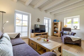 Smart TV - Holiday apartment with 2 bedrooms (Wittdün)
