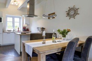 Dining - Holiday apartment with 2 bedrooms (Wittdün)