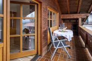 Outdoor dining - Holiday apartment no. 7 / Rauschberg (Reit im Winkl)