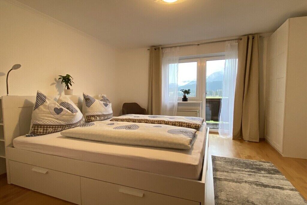2 bedrooms, iron/ironing board, WiFi (free), bed sheets