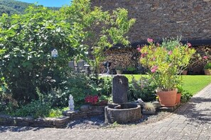 Property grounds - Holiday apartment in Moselkern with barbecue (Moselkern)
