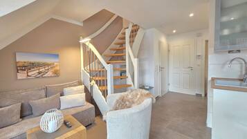 Téléviseur, lecteur de DVD, chaîne audio