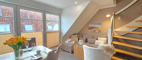 Télévision, lecteur de DVD, chaîne hi-fi