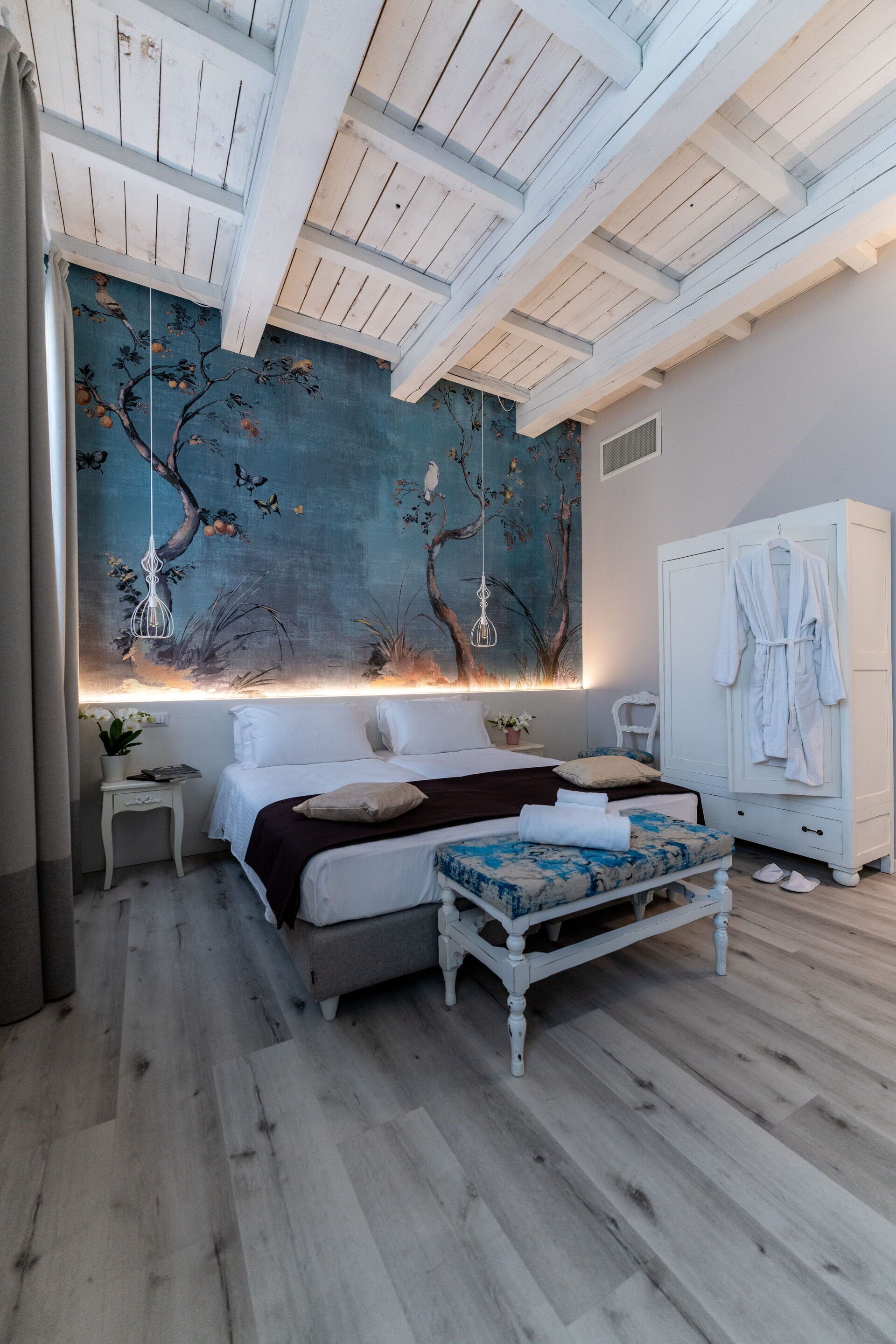 Lit parapluie, Wi-Fi gratuit, accès pour personnes à mobilité réduite