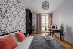 2 chambres, bureau, fer et planche à repasser, Wi-Fi