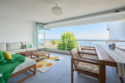 Serene Sea View Family Escape with Private Sauna