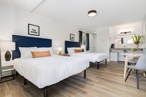 Strykjärn/strykbräda, gratis wi-fi och sängkläder