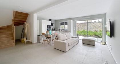 Maison neuve, calme et lumineuse â 4 chambres â Proche centre dâOrlĂ©ans