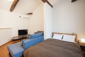 Family Triple Room | Desk, blackout drapes, soundproofing, free WiFi - Coto (Miyazu)