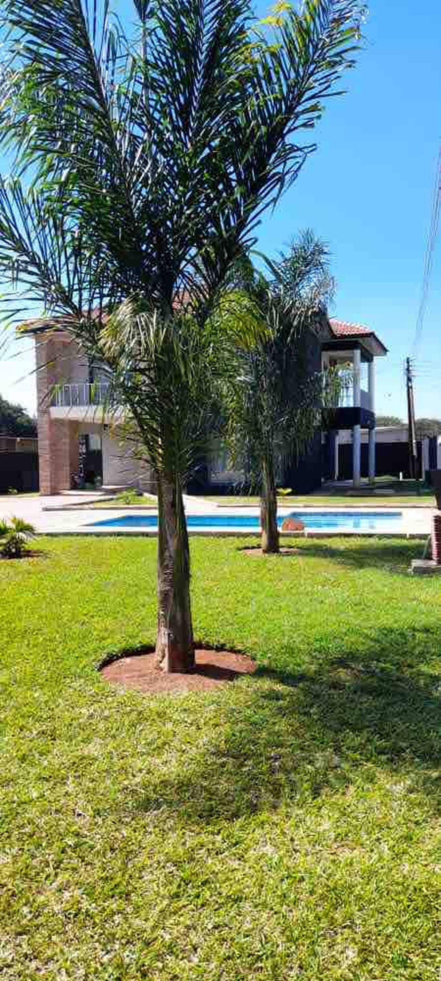 House, 4 Bedrooms, Accessible, Smoking | Property grounds